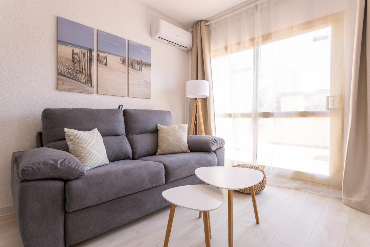 Oleholidays Romana Playa 223 Primera Linea Playa Appartement Marbella Buitenkant foto