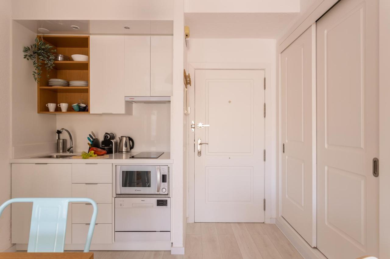 Oleholidays Romana Playa 223 Primera Linea Playa Appartement Marbella Buitenkant foto